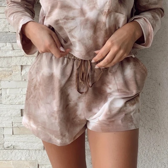 Papermoon Mauve Tie Dye Shorts - Picture 1 of 2